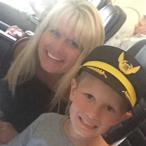 Meet your Posher, Melissa - Picture 1 of 1